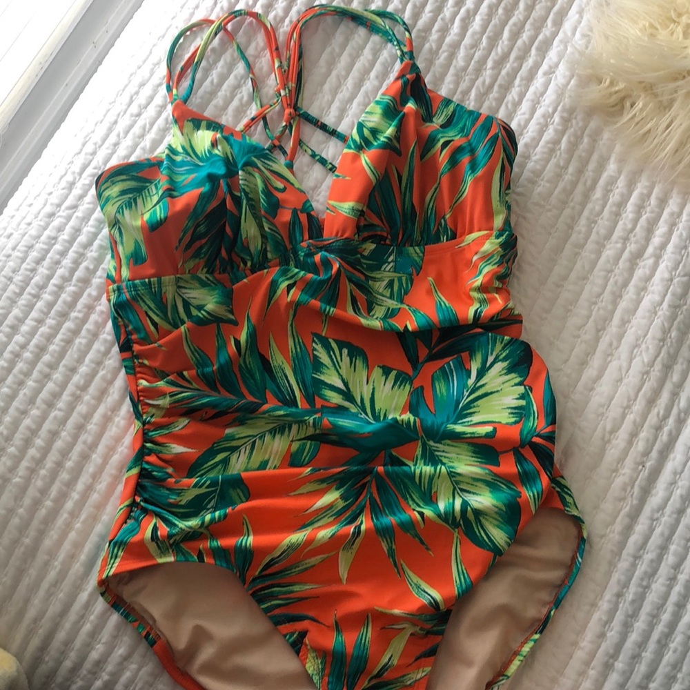 Medina one piece
